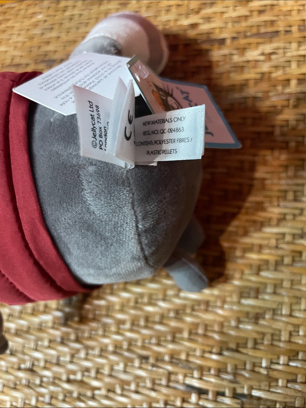 Jellycat Campfire Critter Raccoon NWT - Picture 10 of 14